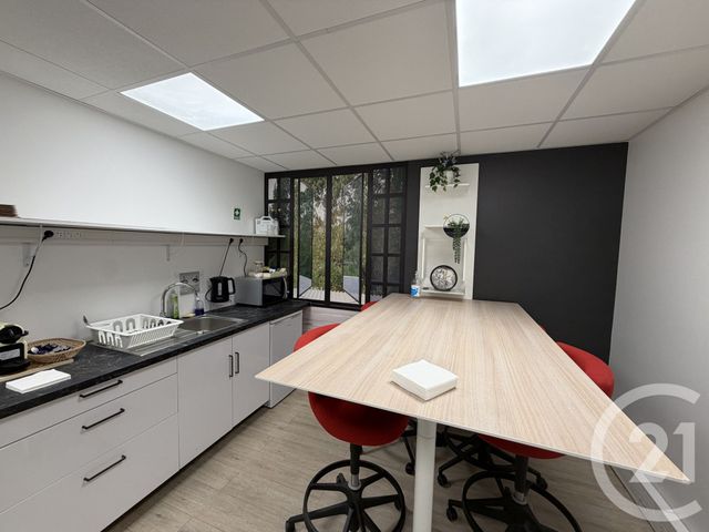 Bureaux à vendre - 138.0 m2 - 91 - Essonne