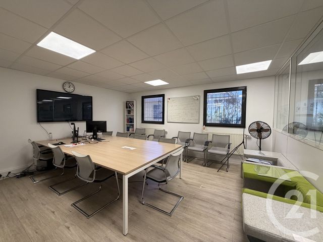 Bureaux à vendre - 138.0 m2 - 91 - Essonne