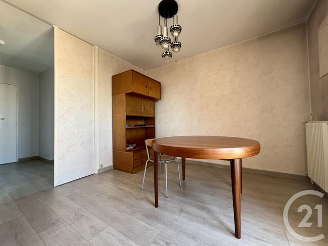 Appartement F4 &agrave; vendre - 4 pi&egrave;ces - 77,20 m2 - Evry - 91 - ILE-DE-FRANCE