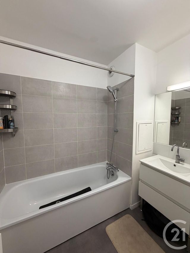 Appartement F3 &agrave; vendre - 3 pi&egrave;ces - 60,81 m2 - Evry - 91 - ILE-DE-FRANCE
