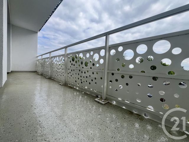 Appartement F2 &agrave; louer - 2 pi&egrave;ces - 48 m2 - Combs La Ville - 77 - ILE-DE-FRANCE
