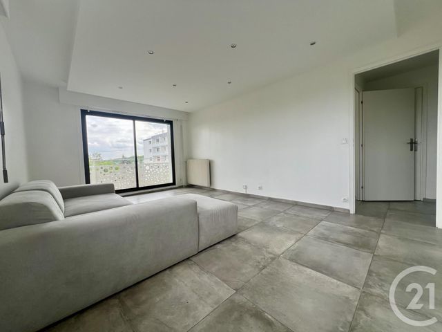 Appartement F2 &agrave; louer - 2 pi&egrave;ces - 48 m2 - Combs La Ville - 77 - ILE-DE-FRANCE