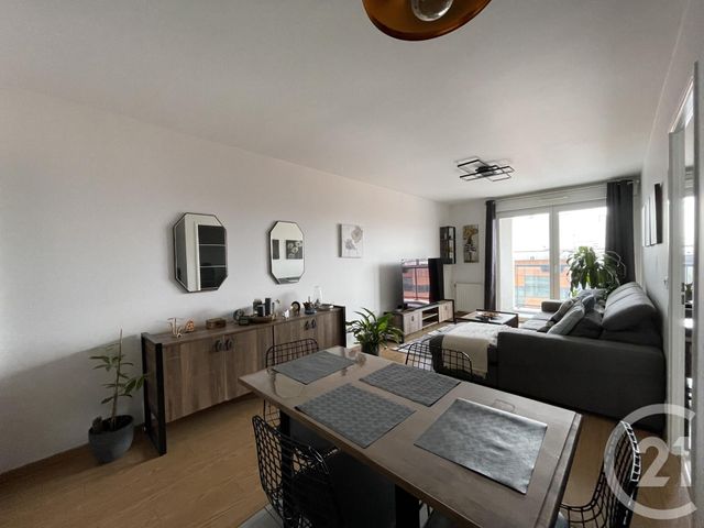 Appartement F2 &agrave; louer - 2 pi&egrave;ces - 53,27 m2 - Evry - 91 - ILE-DE-FRANCE