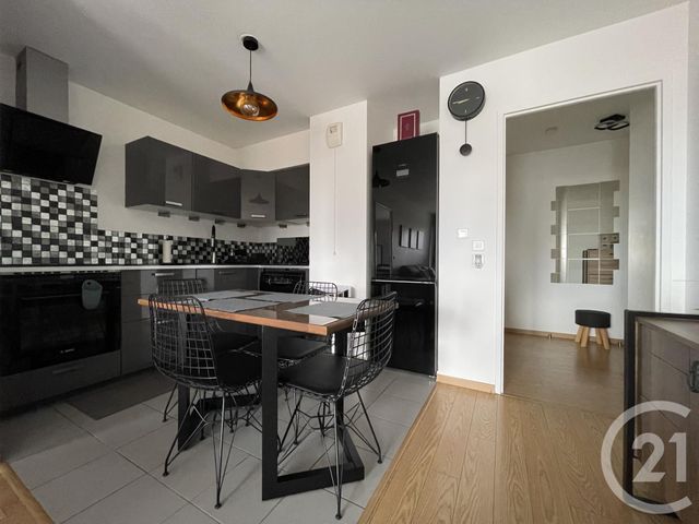 Appartement F2 &agrave; louer - 2 pi&egrave;ces - 53,27 m2 - Evry - 91 - ILE-DE-FRANCE