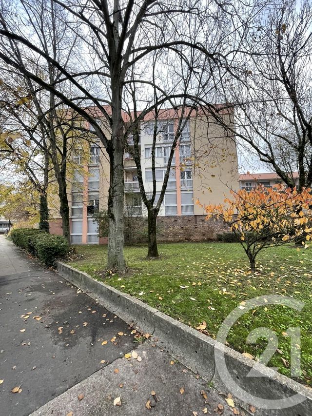 Appartement F4 &agrave; louer - 4 pi&egrave;ces - 78,06 m2 - Evry - 91 - ILE-DE-FRANCE