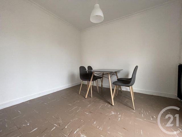 Appartement F4 &agrave; louer - 4 pi&egrave;ces - 78,06 m2 - Evry - 91 - ILE-DE-FRANCE