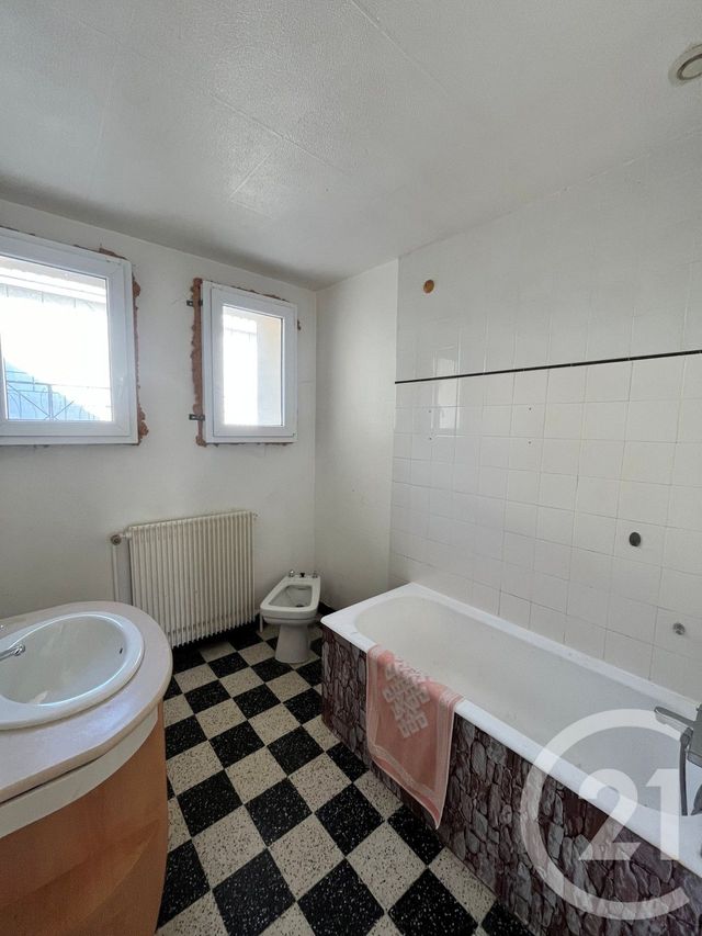 Maison &agrave; vendre - 4 pi&egrave;ces - 76,17 m2 - Amilly - 45 - CENTRE
