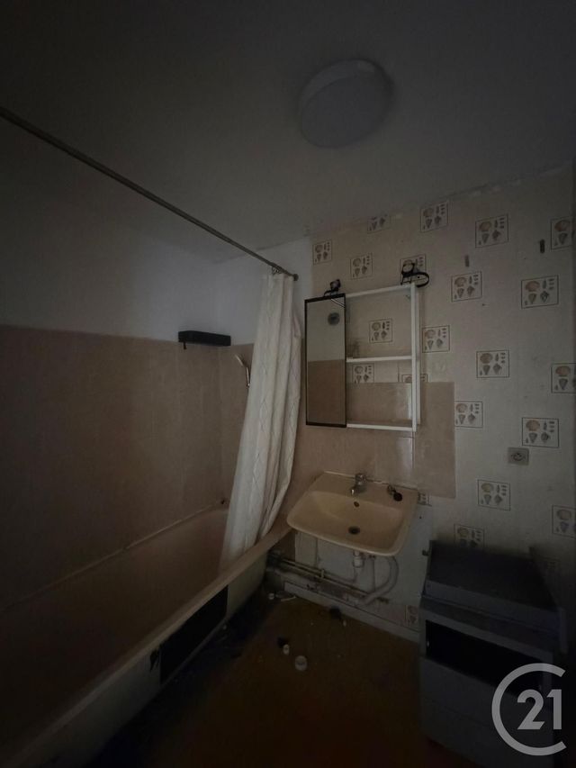 Appartement F3 &agrave; vendre - 3 pi&egrave;ces - 60,64 m2 - Courcouronnes - 91 - ILE-DE-FRANCE