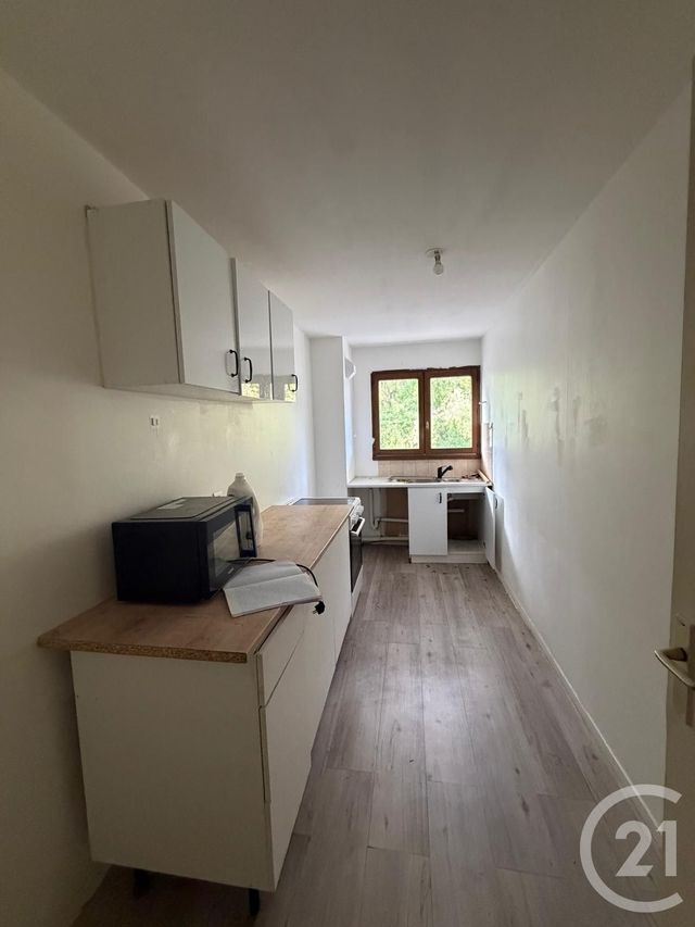 Appartement F3 &agrave; vendre - 3 pi&egrave;ces - 60,64 m2 - Courcouronnes - 91 - ILE-DE-FRANCE