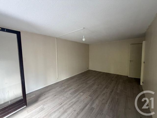 Appartement F3 &agrave; vendre - 3 pi&egrave;ces - 60,64 m2 - Courcouronnes - 91 - ILE-DE-FRANCE