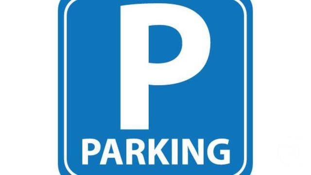 Parking &agrave; louer - 15 m2 - Courcouronnes - 91 - ILE-DE-FRANCE