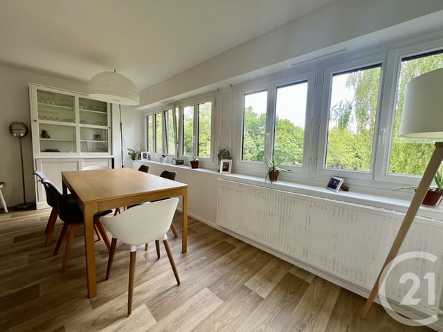 Appartement F5 &agrave; louer - 5 pi&egrave;ces - 93,90 m2 - Evry - 91 - ILE-DE-FRANCE