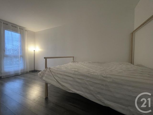 Appartement F3 &agrave; louer - 3 pi&egrave;ces - 65,22 m2 - Evry - 91 - ILE-DE-FRANCE