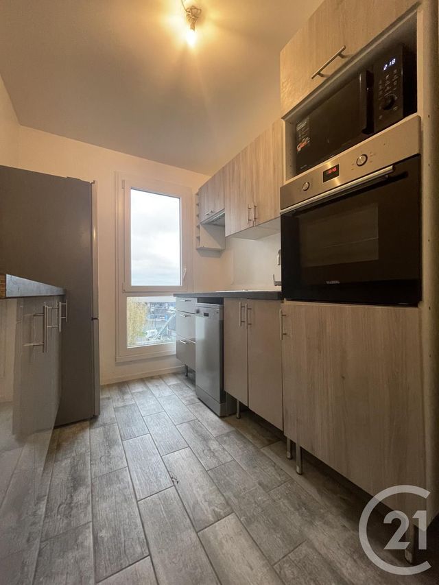 Appartement F3 &agrave; louer - 3 pi&egrave;ces - 65,22 m2 - Evry - 91 - ILE-DE-FRANCE