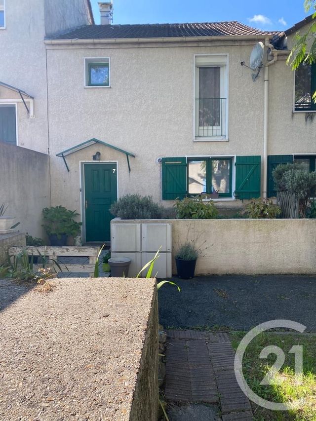 Maison &agrave; louer - 5 pi&egrave;ces - 90,18 m2 - Evry - 91 - ILE-DE-FRANCE