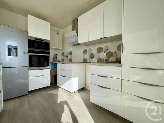 Appartement Duplex &agrave; louer - 4 pi&egrave;ces - 83,08 m2 - Moissy Cramayel - 77 - ILE-DE-FRANCE
