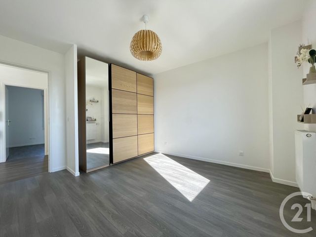 Appartement Duplex &agrave; louer - 4 pi&egrave;ces - 83,08 m2 - Moissy Cramayel - 77 - ILE-DE-FRANCE