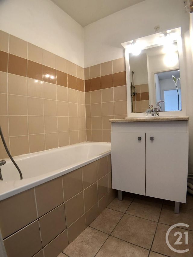 Appartement F2 &agrave; louer - 2 pi&egrave;ces - 37,96 m2 - Evry - 91 - ILE-DE-FRANCE