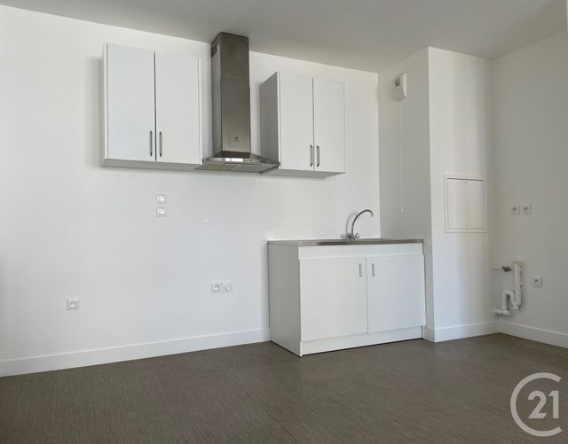 Appartement F3 &agrave; louer - 3 pi&egrave;ces - 63 m2 - Evry - 91 - ILE-DE-FRANCE