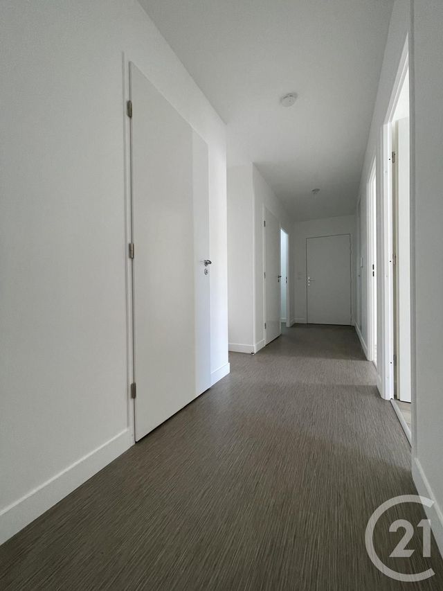 Appartement F3 &agrave; louer - 3 pi&egrave;ces - 63 m2 - Evry - 91 - ILE-DE-FRANCE