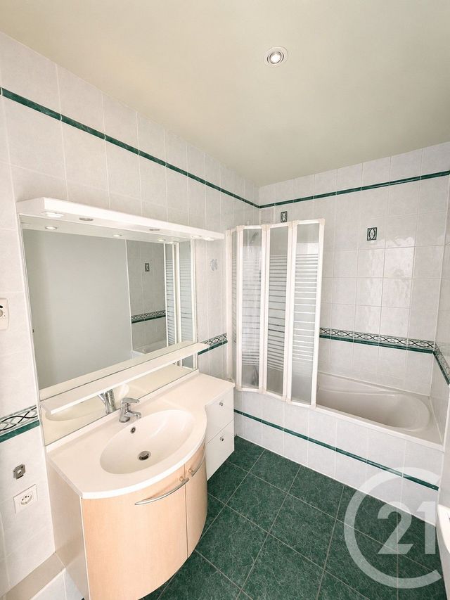 Maison &agrave; vendre - 5 pi&egrave;ces - 99,41 m2 - Courcouronnes - 91 - ILE-DE-FRANCE