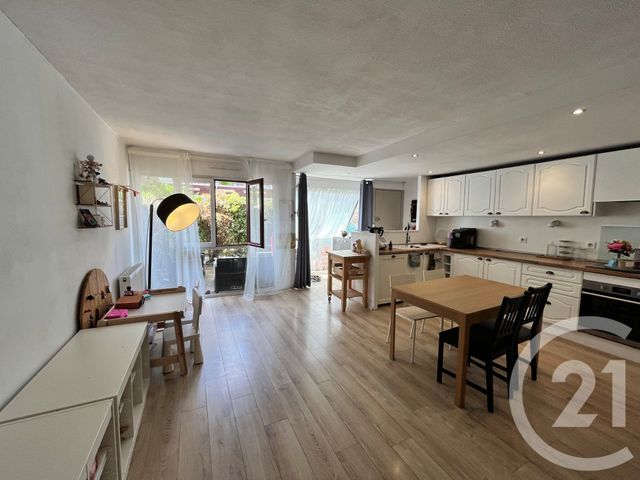 Appartement F3 &agrave; vendre - 3 pi&egrave;ces - 70,24 m2 - Evry - 91 - ILE-DE-FRANCE