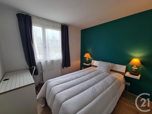 Appartement F4 &agrave; louer - 4 pi&egrave;ces - 49,80 m2 - Courcouronnes - 91 - ILE-DE-FRANCE