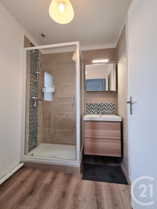 Appartement F4 &agrave; louer - 4 pi&egrave;ces - 49,80 m2 - Courcouronnes - 91 - ILE-DE-FRANCE