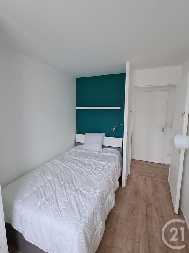 Appartement F4 &agrave; louer - 4 pi&egrave;ces - 49,80 m2 - Courcouronnes - 91 - ILE-DE-FRANCE