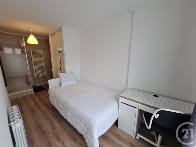 Appartement F4 &agrave; louer - 4 pi&egrave;ces - 49,80 m2 - Courcouronnes - 91 - ILE-DE-FRANCE