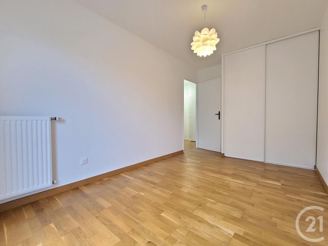 Appartement F3 &agrave; louer - 3 pi&egrave;ces - 72,71 m2 - Corbeil Essonnes - 91 - ILE-DE-FRANCE