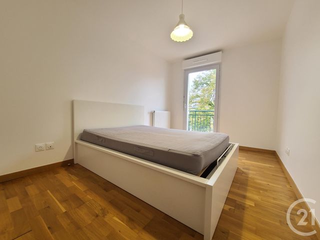 Appartement F3 &agrave; louer - 3 pi&egrave;ces - 72,71 m2 - Corbeil Essonnes - 91 - ILE-DE-FRANCE