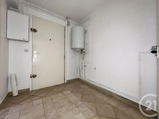 Appartement F2 &agrave; louer - 2 pi&egrave;ces - 47,76 m2 - Evry - 91 - ILE-DE-FRANCE