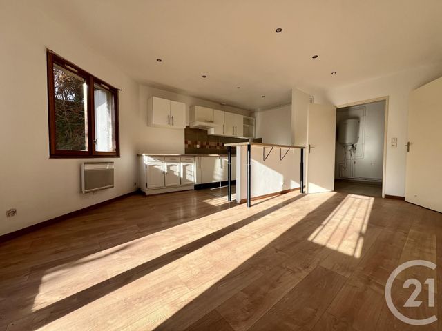 Appartement F2 &agrave; louer - 2 pi&egrave;ces - 47,76 m2 - Evry - 91 - ILE-DE-FRANCE