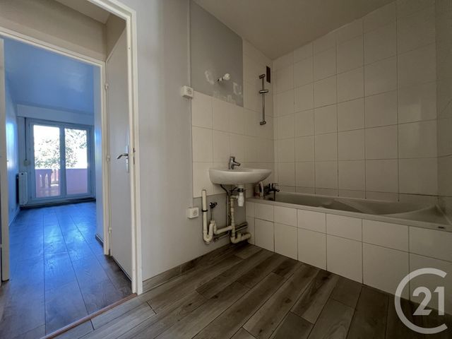 Appartement F3 &agrave; louer - 3 pi&egrave;ces - 62 m2 - Evry - 91 - ILE-DE-FRANCE