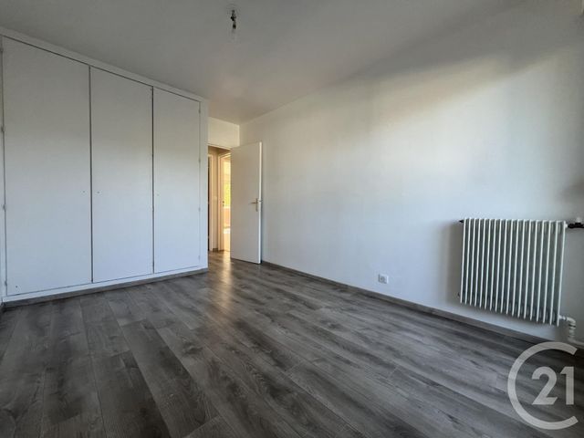 Appartement F3 &agrave; louer - 3 pi&egrave;ces - 62 m2 - Evry - 91 - ILE-DE-FRANCE