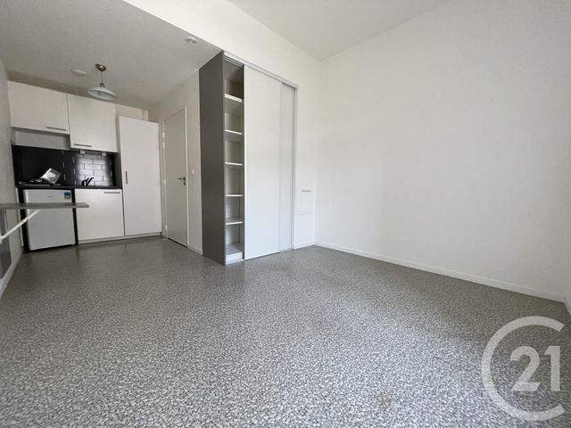 Appartement F1 &agrave; louer - 1 pi&egrave;ce - 19,57 m2 - Evry - 91 - ILE-DE-FRANCE