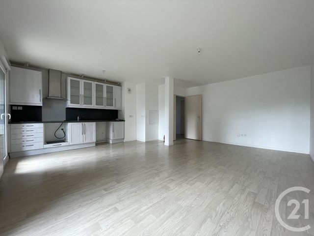 Appartement F3 &agrave; louer - 3 pi&egrave;ces - 66,29 m2 - Evry - 91 - ILE-DE-FRANCE