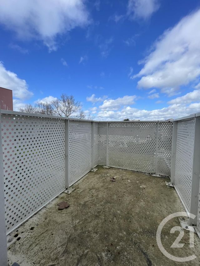 Appartement F3 &agrave; louer - 3 pi&egrave;ces - 66,29 m2 - Evry - 91 - ILE-DE-FRANCE