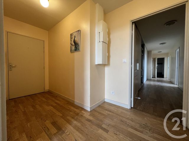 Appartement F5 &agrave; louer - 4 pi&egrave;ces - 101,38 m2 - Evry - 91 - ILE-DE-FRANCE