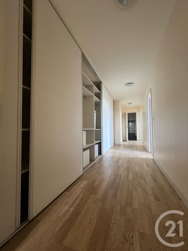 Appartement F5 &agrave; louer - 4 pi&egrave;ces - 101,38 m2 - Evry - 91 - ILE-DE-FRANCE