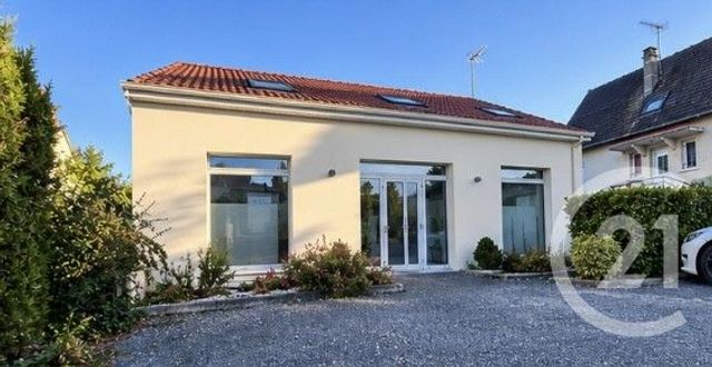 Local commercial à louer - 104.0 m2 - 45 - Loiret