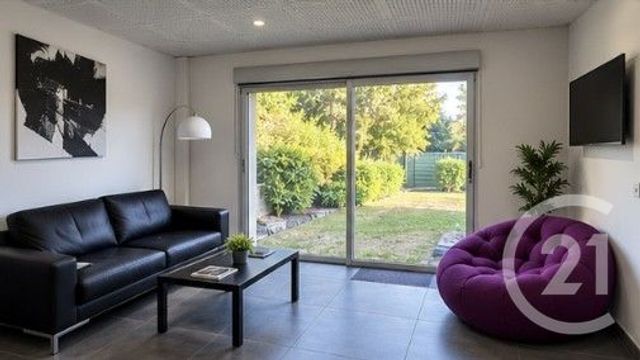 Local commercial à louer - 104.0 m2 - 45 - Loiret
