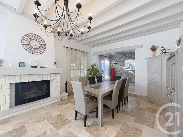 Maison &agrave; vendre - 5 pi&egrave;ces - 149,12 m2 - Arles - 13 - PROVENCE-ALPES-COTE-D-AZUR