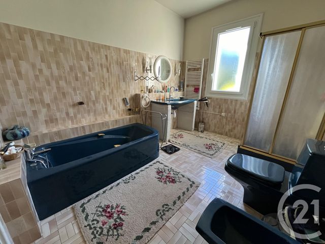 Maison à vendre - 7 pièces - 245,45 m2 - Arles - 13 - PROVENCE-ALPES-COTE-D-AZUR