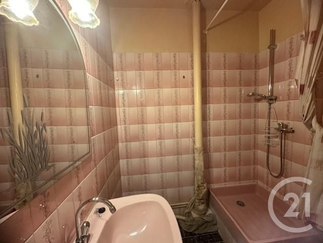 Appartement F3 à vendre - 3 pièces - 63,53 m2 - Arles - 13 - PROVENCE-ALPES-COTE-D-AZUR