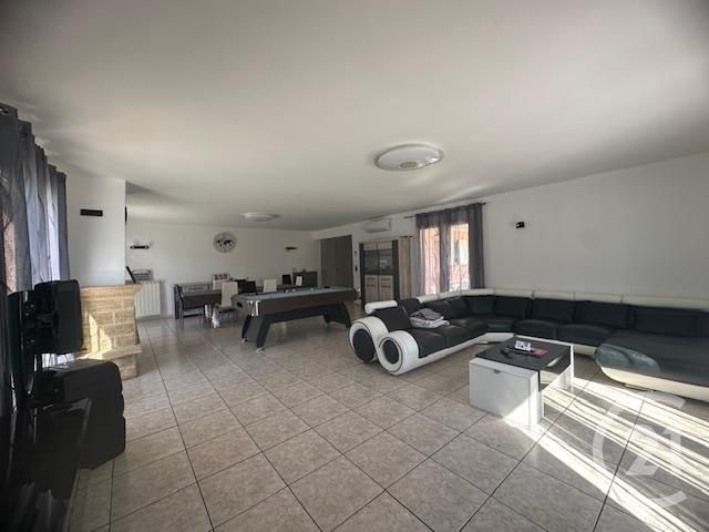 Maison à vendre - 5 pièces - 120 m2 - Arles - 13 - PROVENCE-ALPES-COTE-D-AZUR