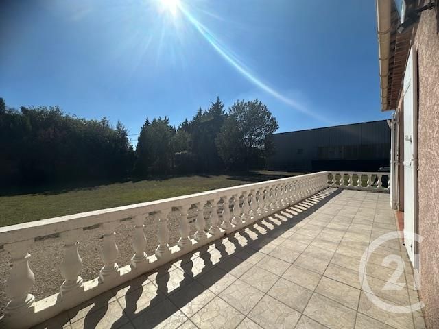 Maison à vendre - 5 pièces - 120 m2 - Arles - 13 - PROVENCE-ALPES-COTE-D-AZUR