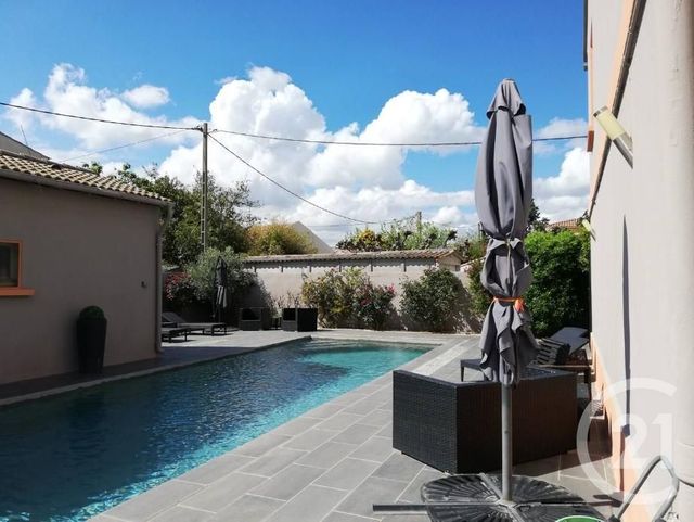 Maison à vendre - 7 pièces - 180 m2 - Arles - 13 - PROVENCE-ALPES-COTE-D-AZUR