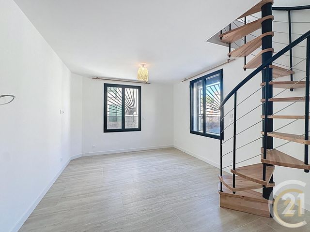 Appartement Duplex à vendre - 2 pièces - 40,98 m2 - Arles - 13 - PROVENCE-ALPES-COTE-D-AZUR